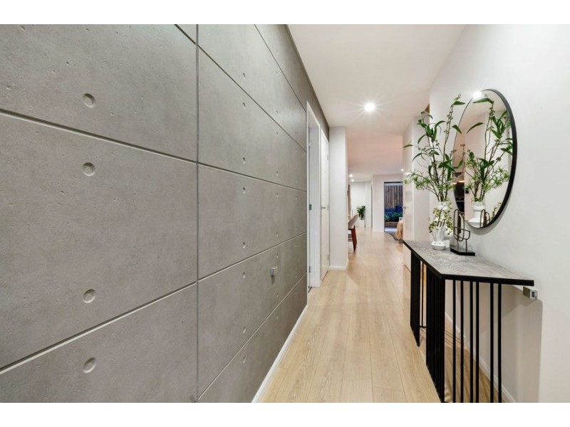 52 Windsor Drive, Upper Kedron QLD 4055