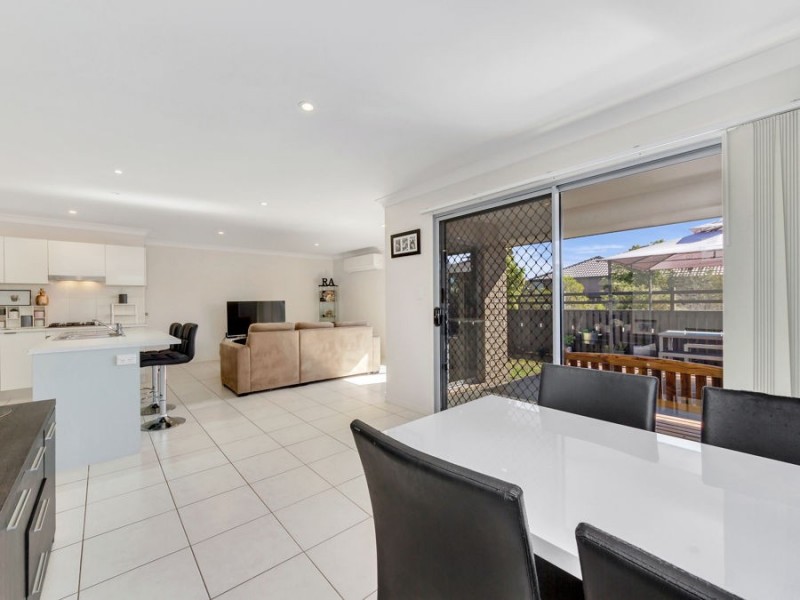 40 Central Green Drive, Narangba QLD 4504