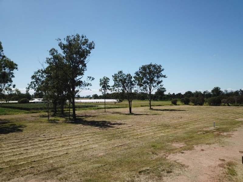 3 Maragon Court, Lake Clarendon QLD 4343