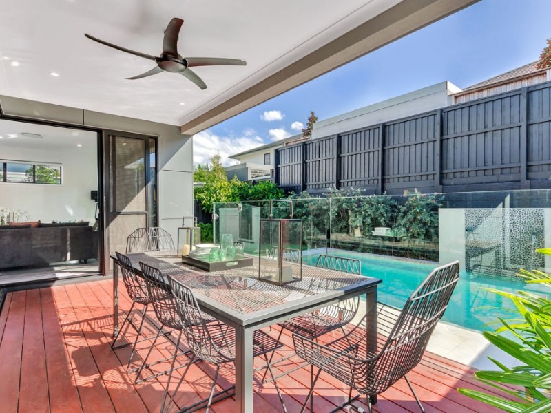 10 STURT PLACE, Upper Kedron QLD 4055