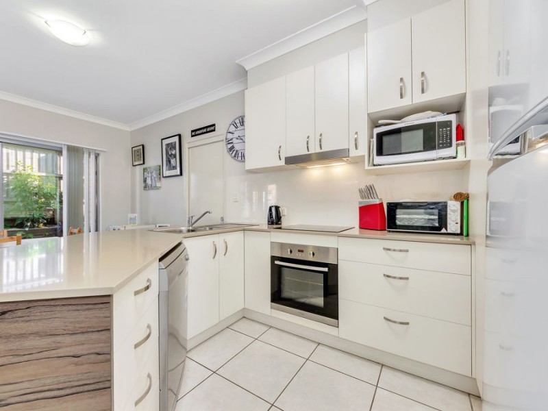 12/7 Young Street, Petrie QLD 4502