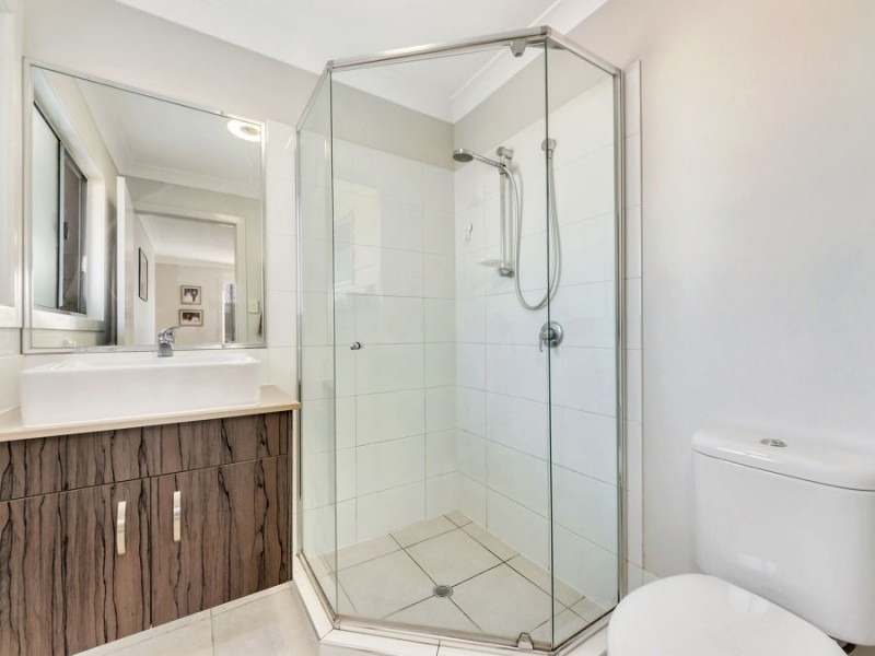 12/7 Young Street, Petrie QLD 4502