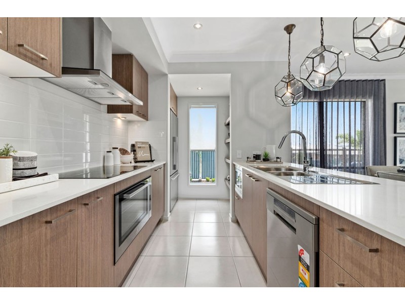 2 Acacia Loop, Greenbank QLD 4124