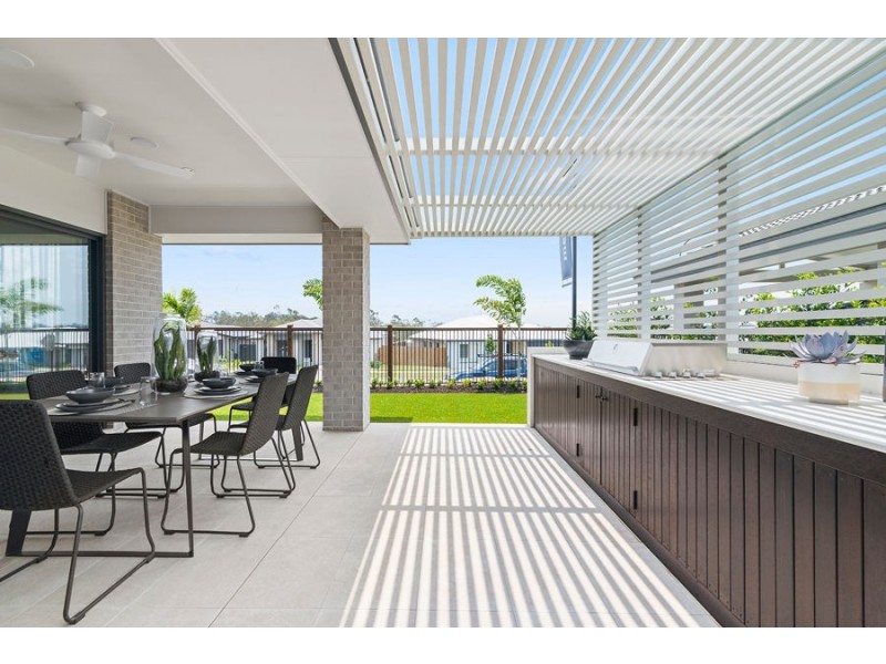 2 Acacia Loop, Greenbank QLD 4124