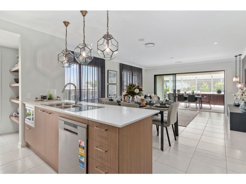 2 Acacia Loop, Greenbank QLD 4124