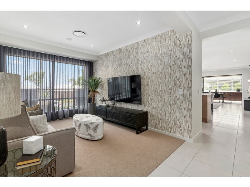 2 Acacia Loop, Greenbank QLD 4124