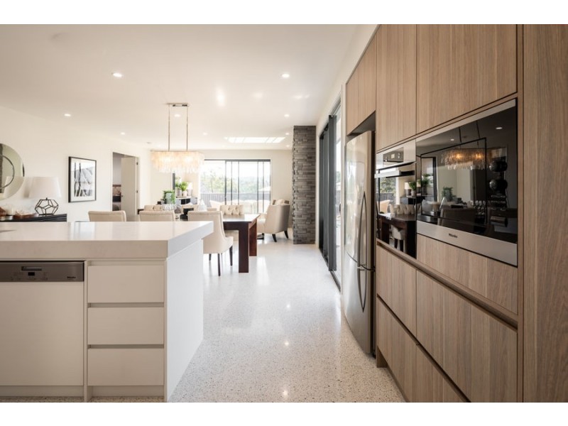 219 Canvey Road, Upper Kedron QLD 4055