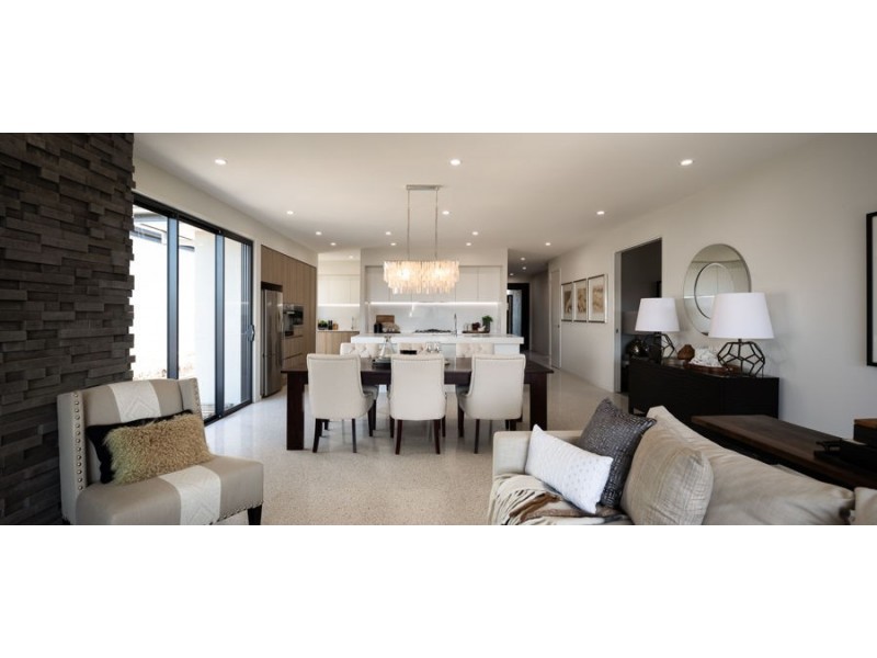 219 Canvey Road, Upper Kedron QLD 4055