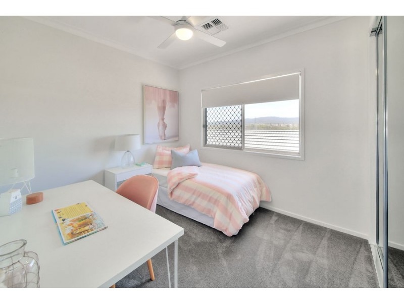 39 Expedition Drive, Yarrabilba QLD 4207