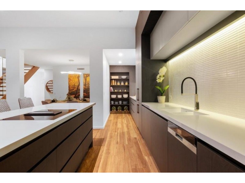 34 Tranquility Way, Palmview QLD 4553