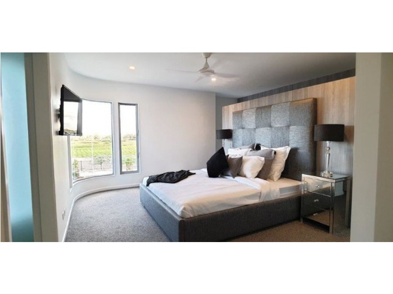 34 Tranquility Way, Palmview QLD 4553