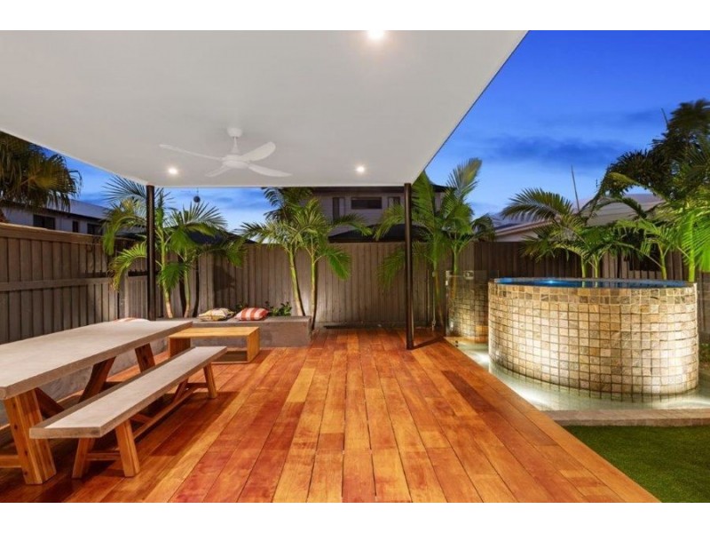 34 Tranquility Way, Palmview QLD 4553