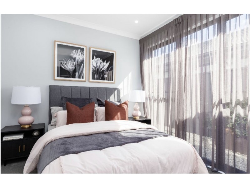 6 Forestdale Street, Coomera QLD 4209