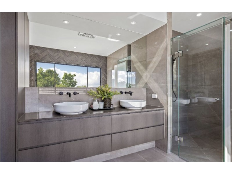 6 Forestdale Street, Coomera QLD 4209