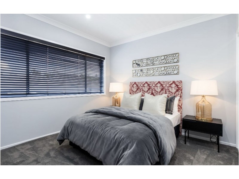 6 Forestdale Street, Coomera QLD 4209