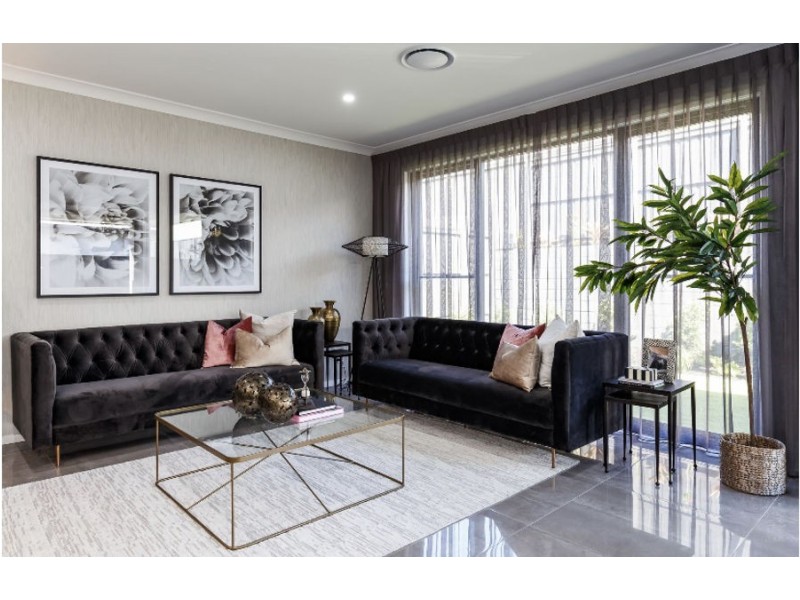 6 Forestdale Street, Coomera QLD 4209