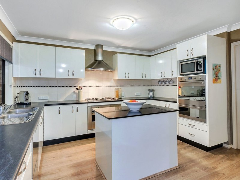 39 Pine Valley Drive, Joyner QLD 4500