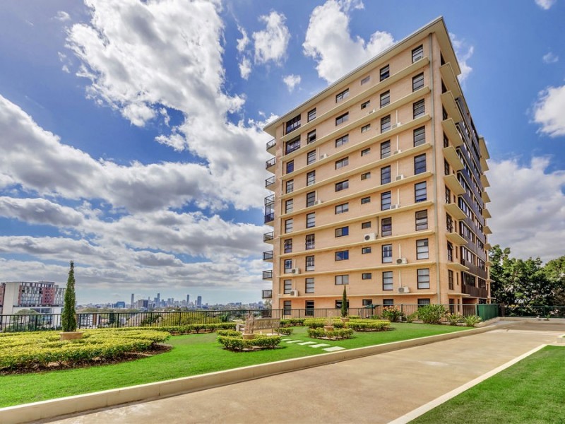 101/32 SWANN ROAD, Taringa QLD 4068
