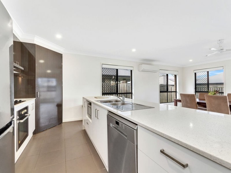 156 Todds Road, Lawnton QLD 4501