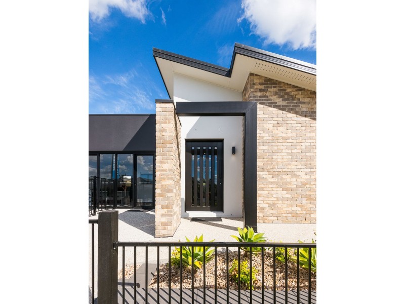 27 Ridge Parade, Narangba QLD 4504