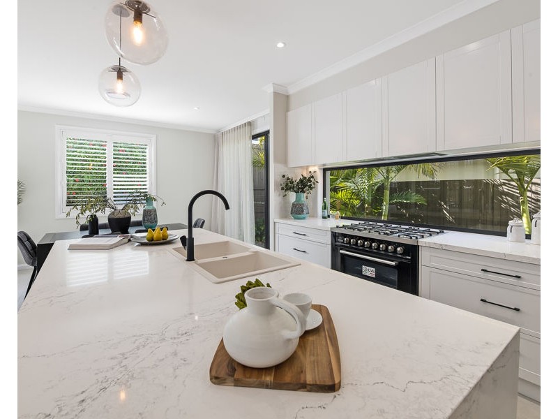 25 Olive Avenue, Greenbank QLD 4124