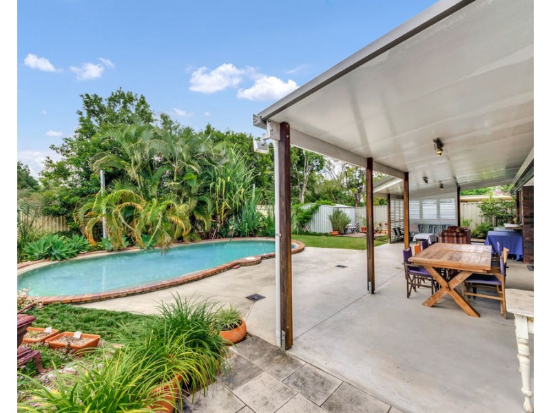 64 Carwell Avenue, Petrie QLD 4502