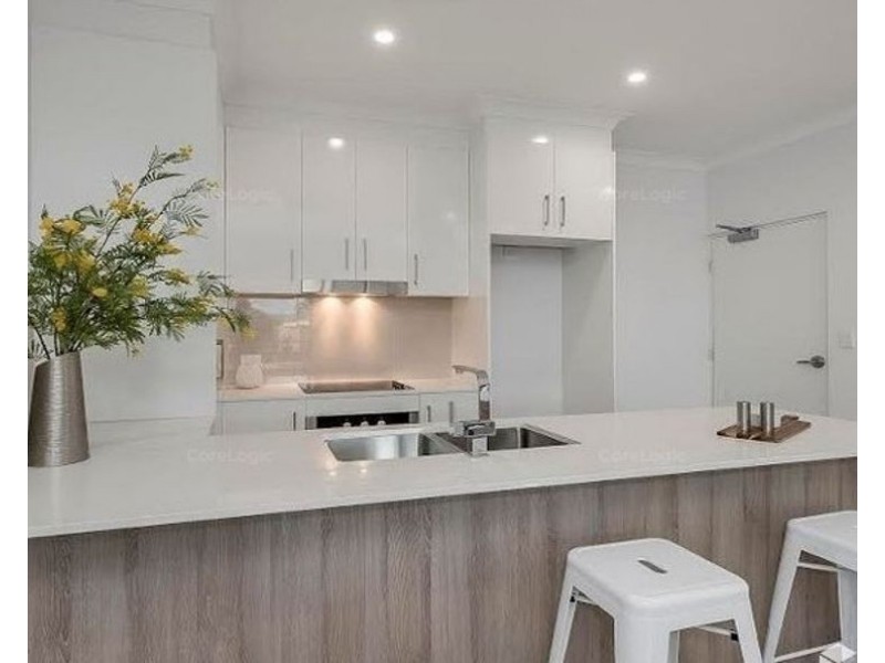 7/68 Kitchener Street, Coorparoo QLD 4151