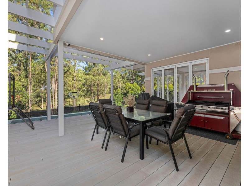 16 Turnberry Way, Brookwater QLD 4300