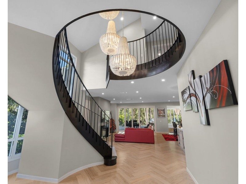 16 Turnberry Way, Brookwater QLD 4300