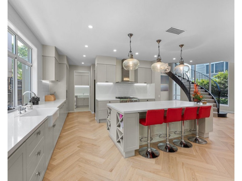 16 Turnberry Way, Brookwater QLD 4300