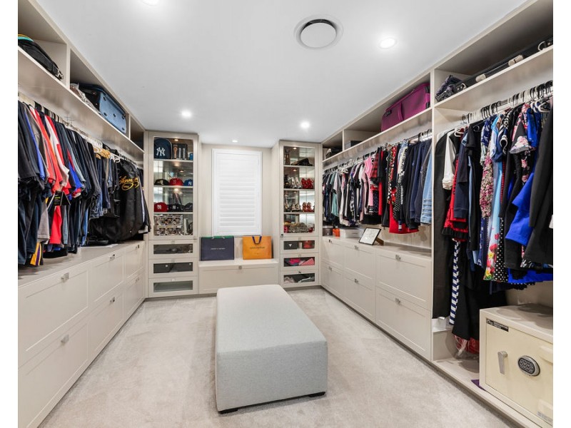 16 Turnberry Way, Brookwater QLD 4300