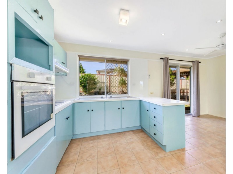 26 Chambery Road, Petrie QLD 4502