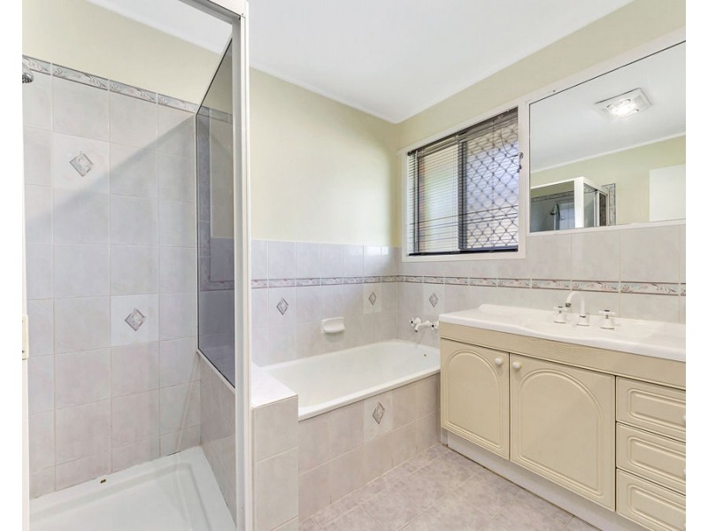 26 Chambery Road, Petrie QLD 4502