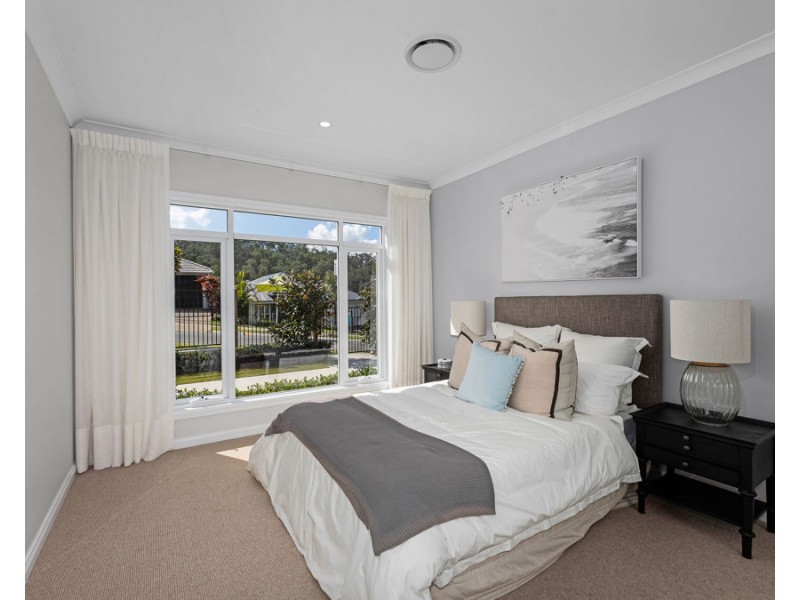 9 Houston Street, Spring Mountain QLD 4124