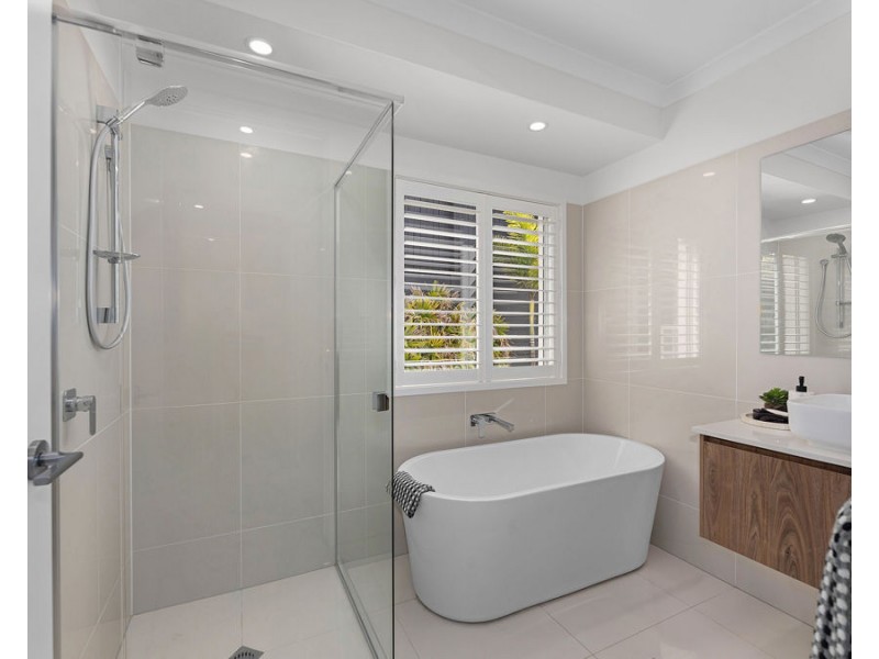 11 Houston Street, Spring Mountain QLD 4124