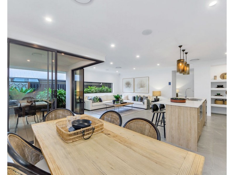 22 Ridge Parade, Narangba QLD 4504