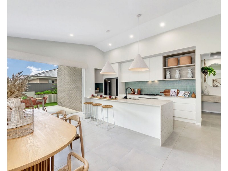 24 Ridge Parade, Narangba QLD 4504