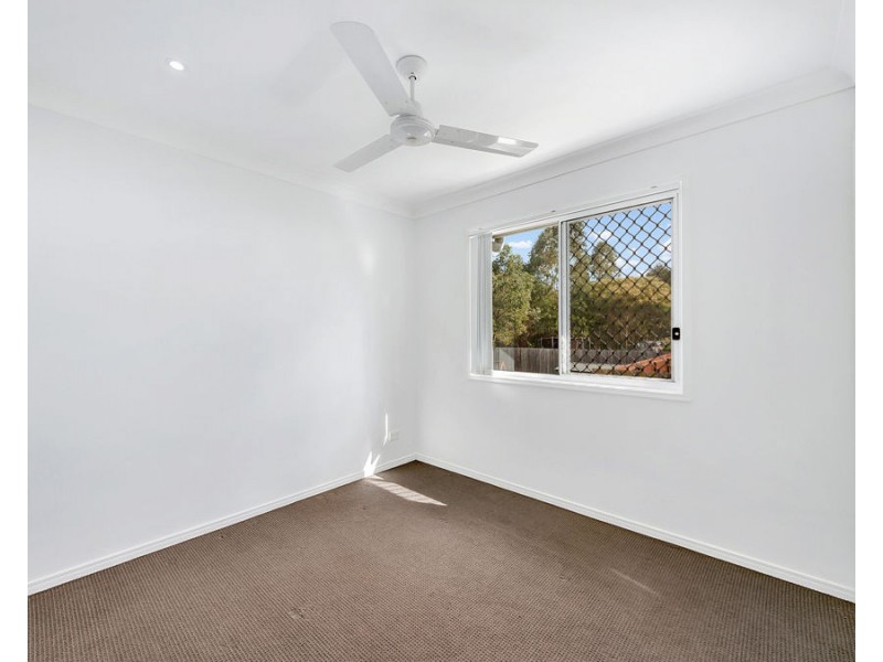 10 Pine Place, Upper Kedron QLD 4055