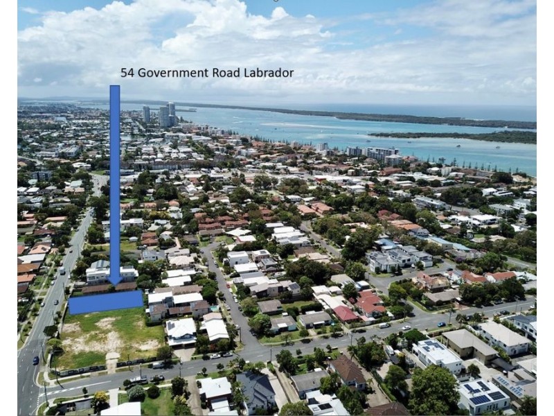 54 Government Road, Labrador QLD 4215