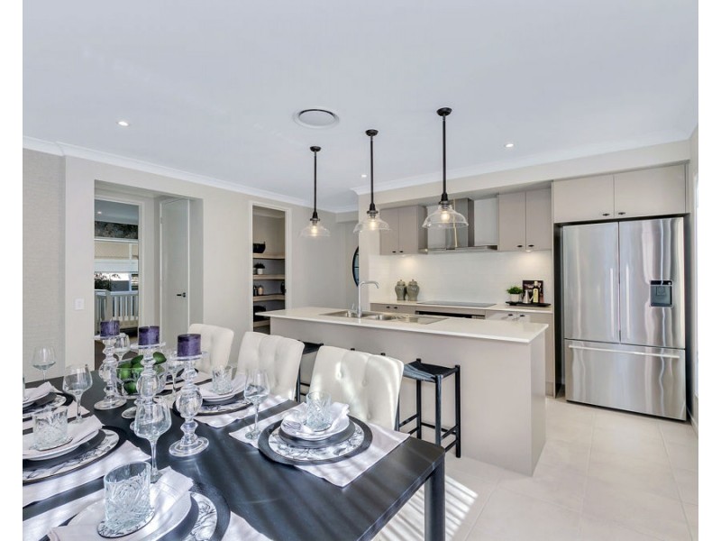 62 Discovery Boulevard, Bahrs Scrub QLD 4207