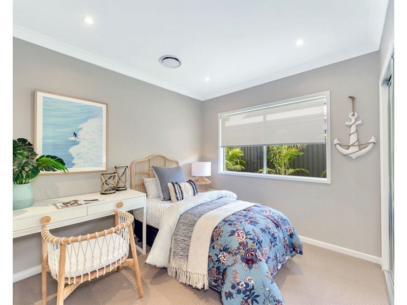 12 Village Green Boulevard, Palmview QLD 4553