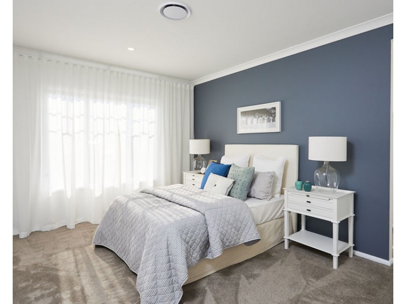 54 Meadow Circuit, Helensvale QLD 4212