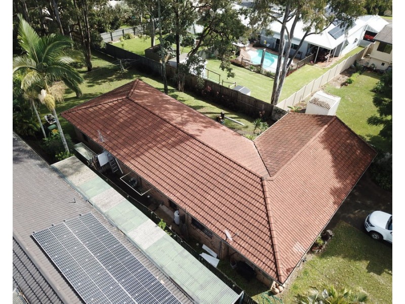 4 Newlands Avenue, Petrie QLD 4502