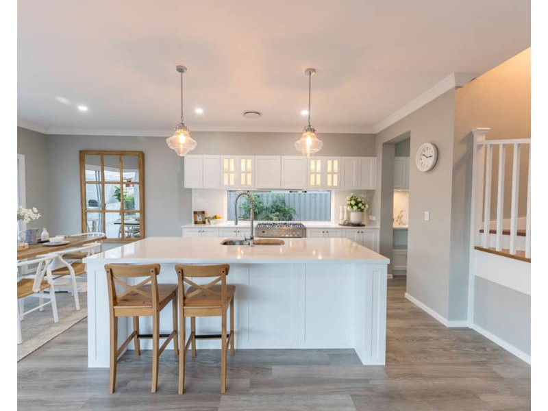 12 Cardinal Crescent, Newport QLD 4020