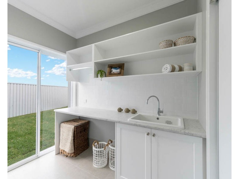 12 Cardinal Crescent, Newport QLD 4020