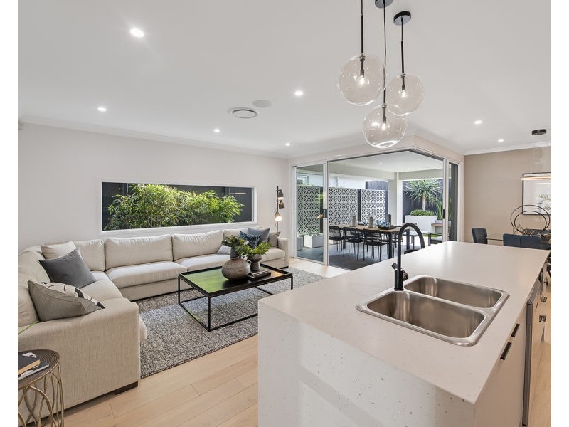 5 Olive Avenue, Greenbank QLD 4124