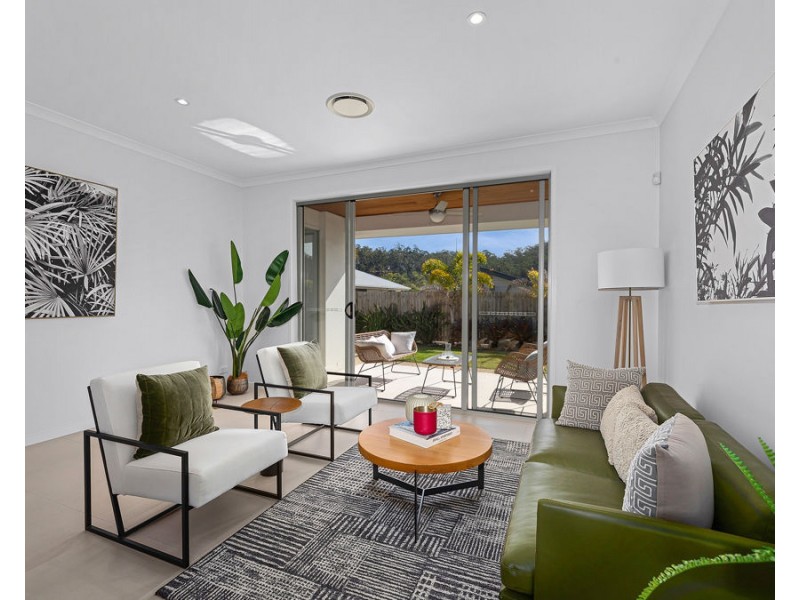 12 Houston Street, Spring Mountain QLD 4124