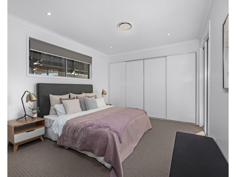 12 Houston Street, Spring Mountain QLD 4124