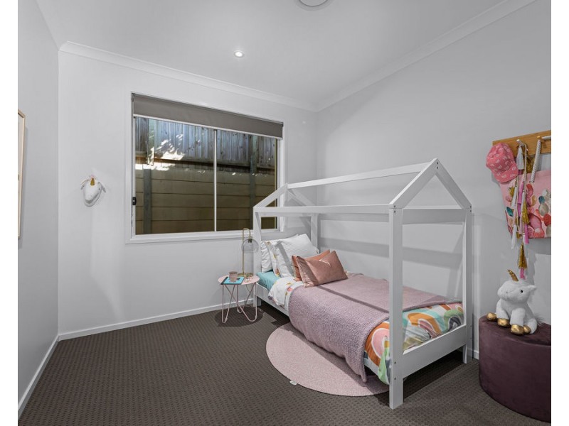 12 Houston Street, Spring Mountain QLD 4124