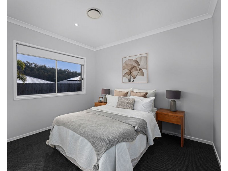 14 Houston Street, Spring Mountain QLD 4124